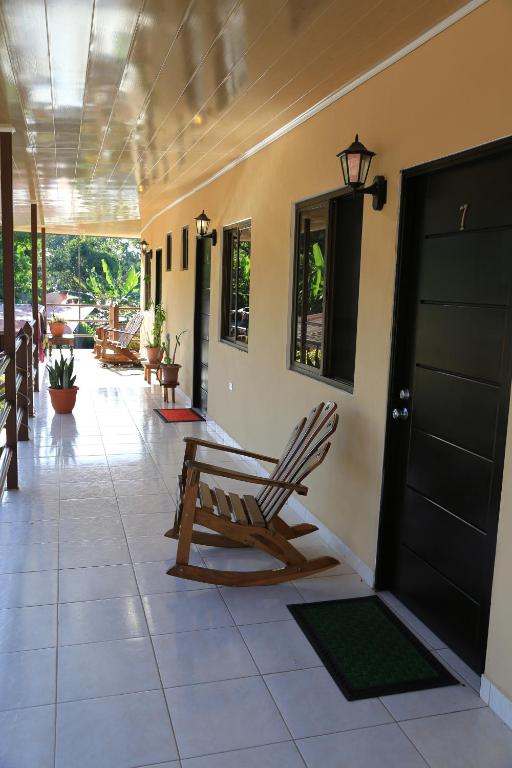 Gambar di galeri bagi Roxy's Bed & Breakfast di Boca Chica