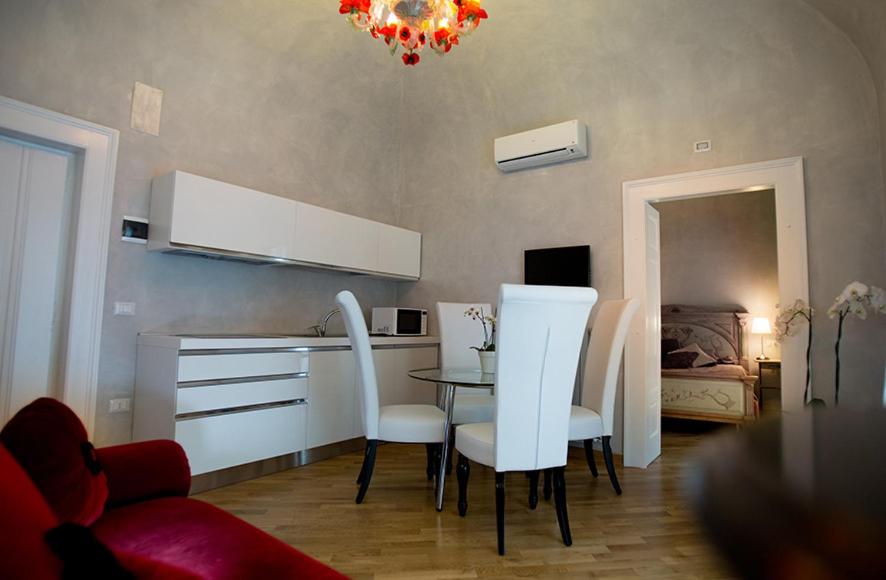 TV a/nebo společenská místnost v ubytování Bed&Breakfast JSuite