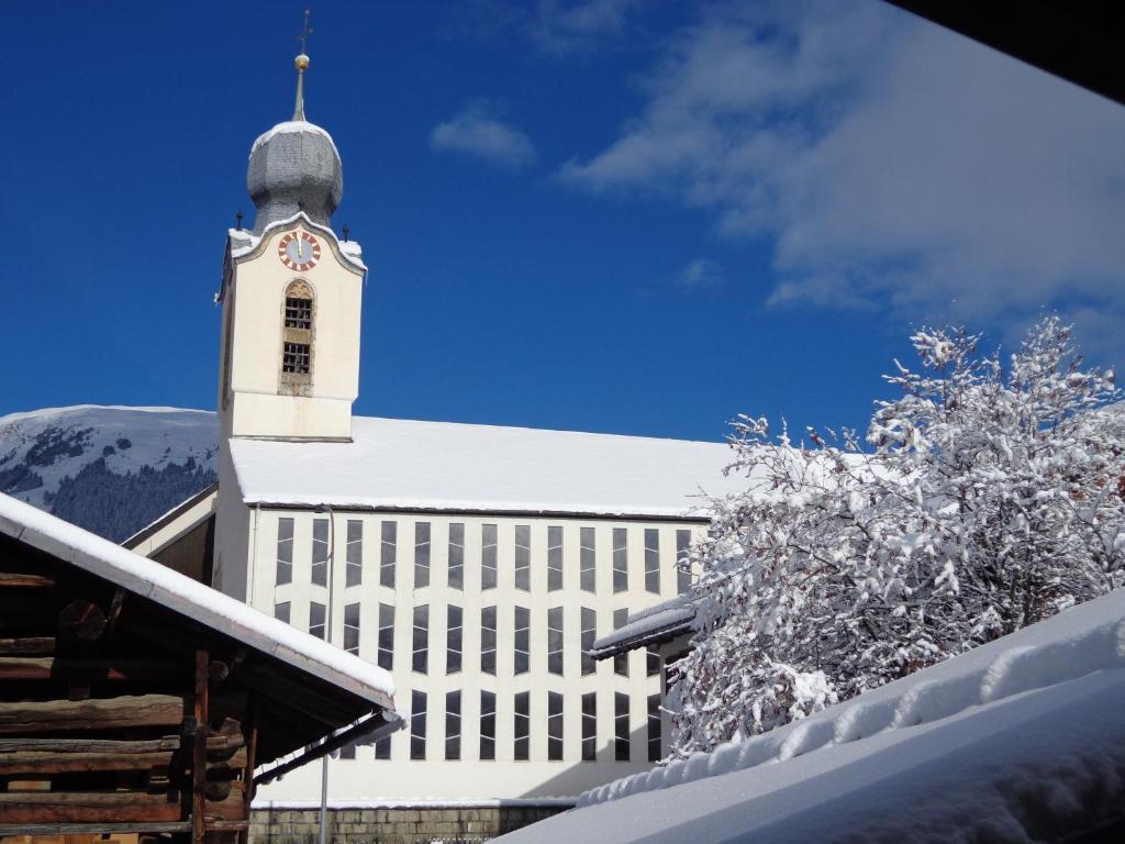 Gasthof Surselva v zimě