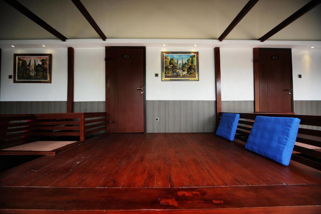 Posezení v ubytování Sari Gili Bungalow