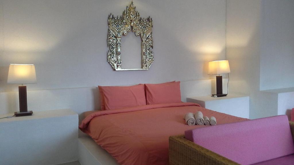 Chasorn Riverside Resort - Double Room With Mountain View