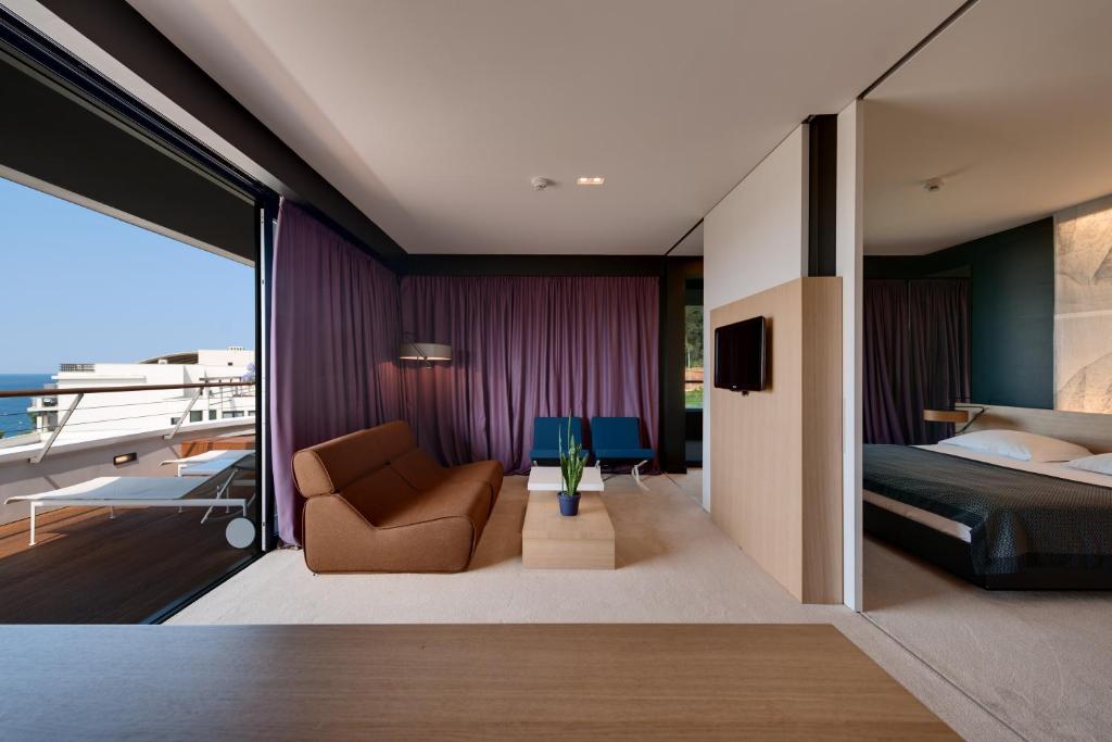 Lone Hotel by Maistra Collection - 19