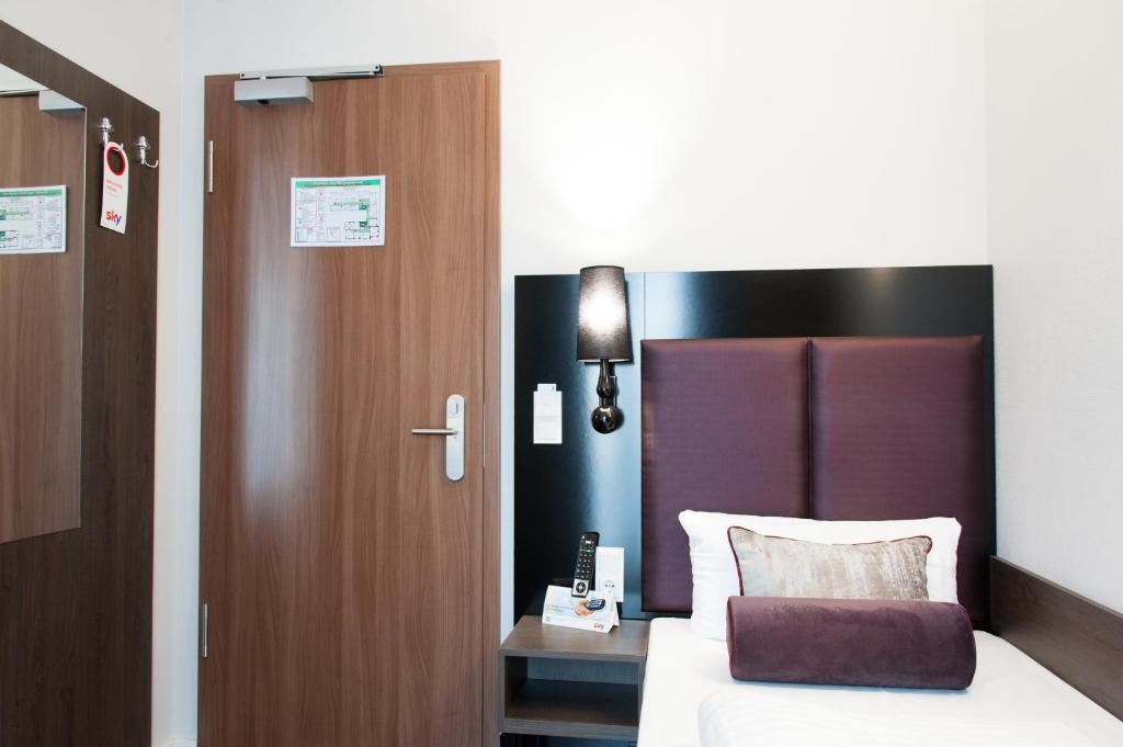 Arena an der Friedberger Warte - Resim 23