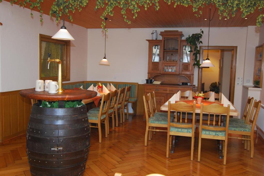 Restaurace v ubytování Brauereigasthof Engel