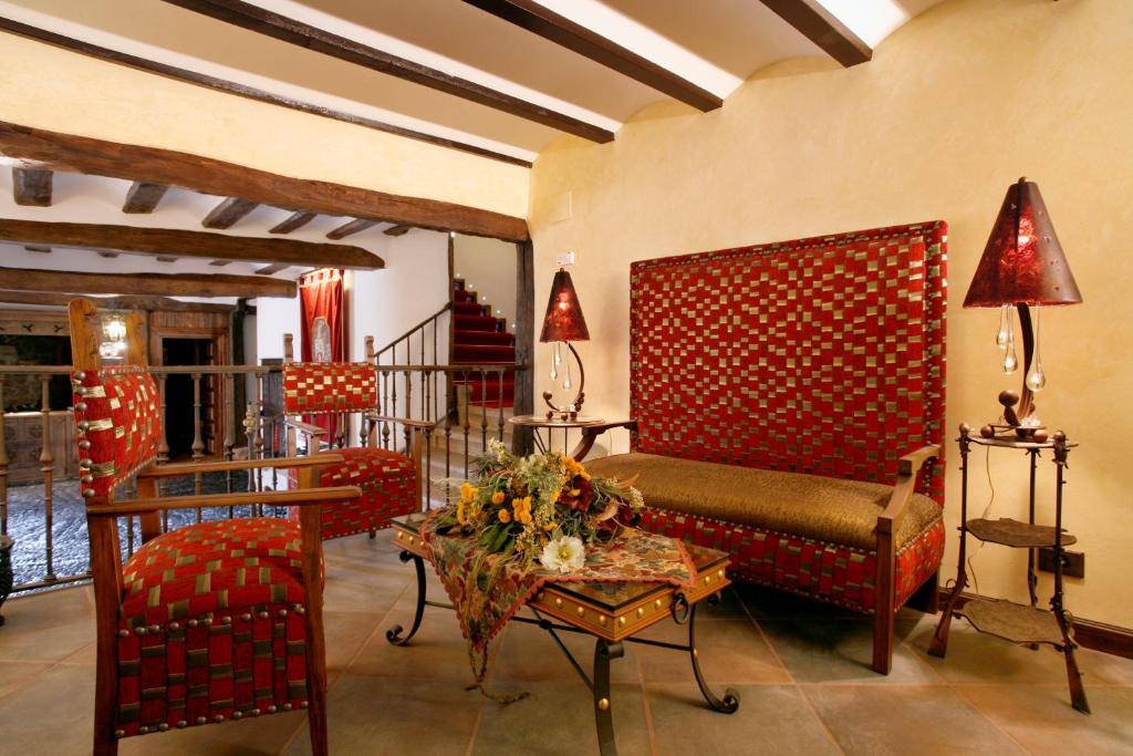 Posedenie v ubytovaní Hotel Boutique Real Casona De Las Amas