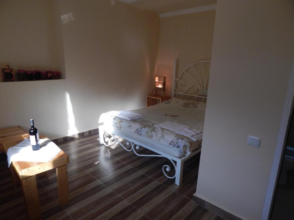 Postel nebo postele na pokoji v ubytování Arami Guest House