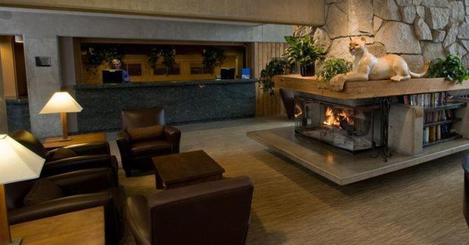 Istumisnurk majutusasutuses The Lodge at Snowbird