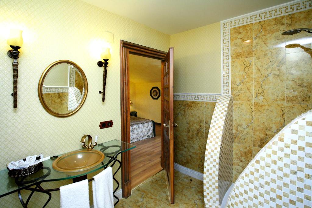 Kúpeľňa v ubytovaní Hotel Boutique Real Casona De Las Amas