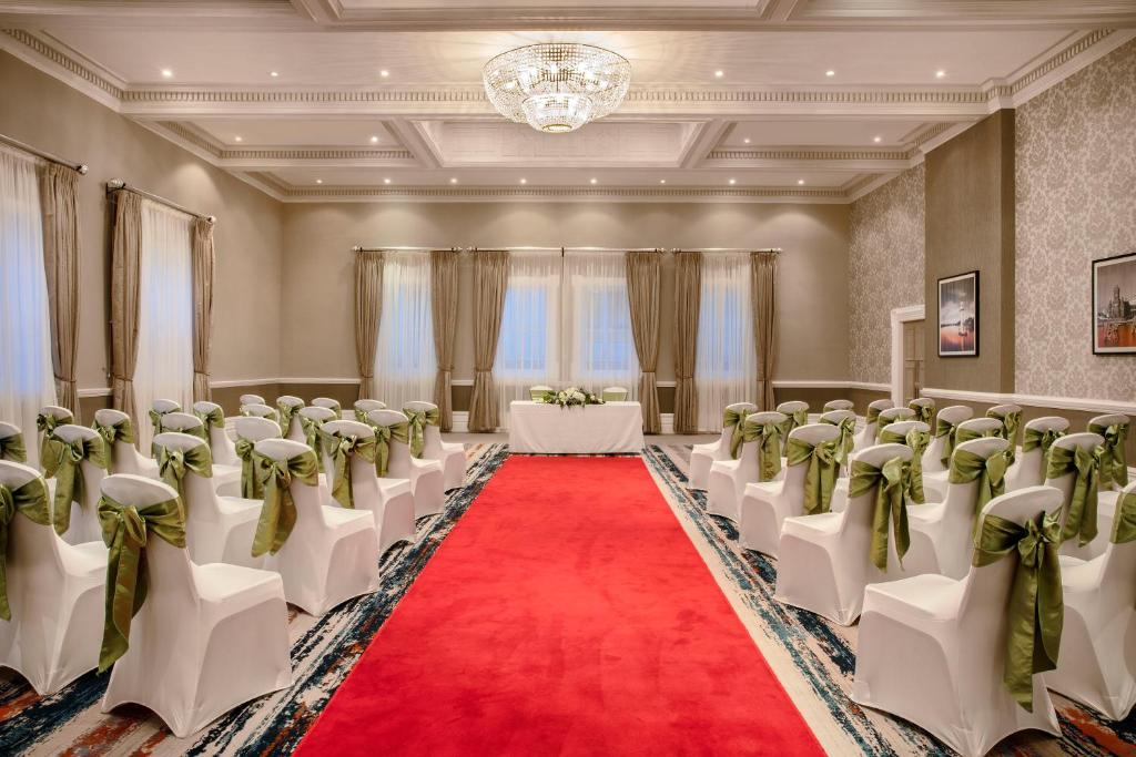 Leonardo Hotel Cardiff - Resim 25