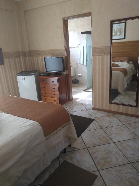  Bekassin Botucatu Hotéis Ltda