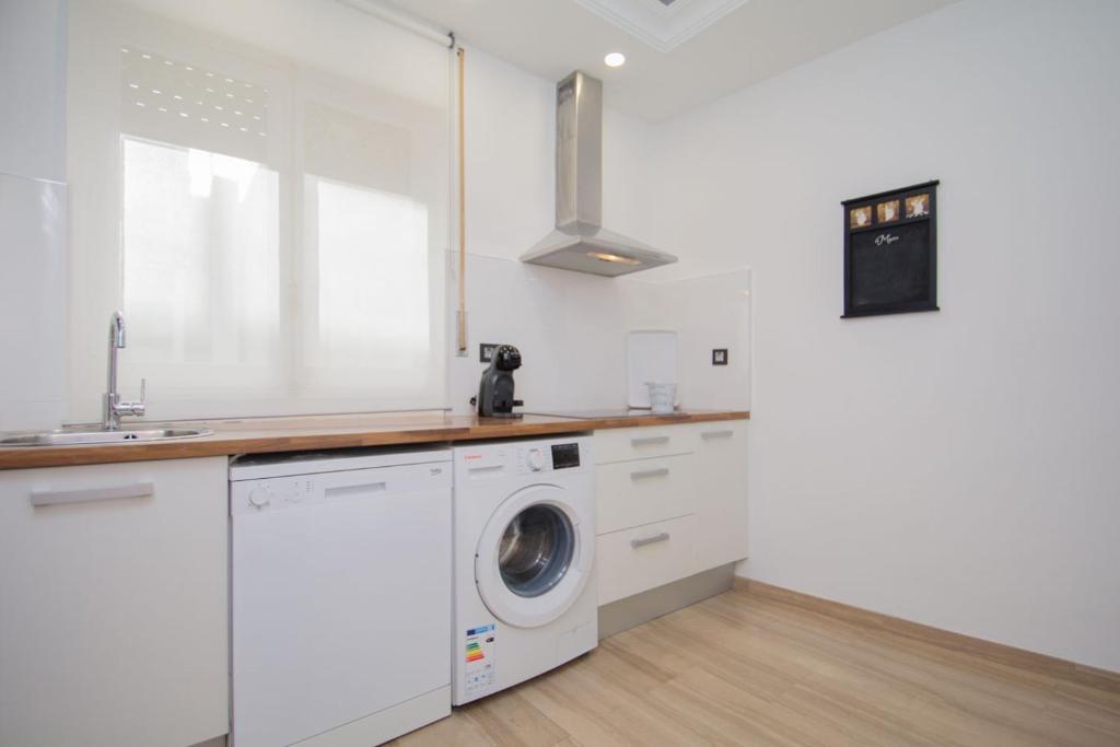 Kuchyňa alebo kuchynka v ubytovaní Apartamento Recogidas 39
