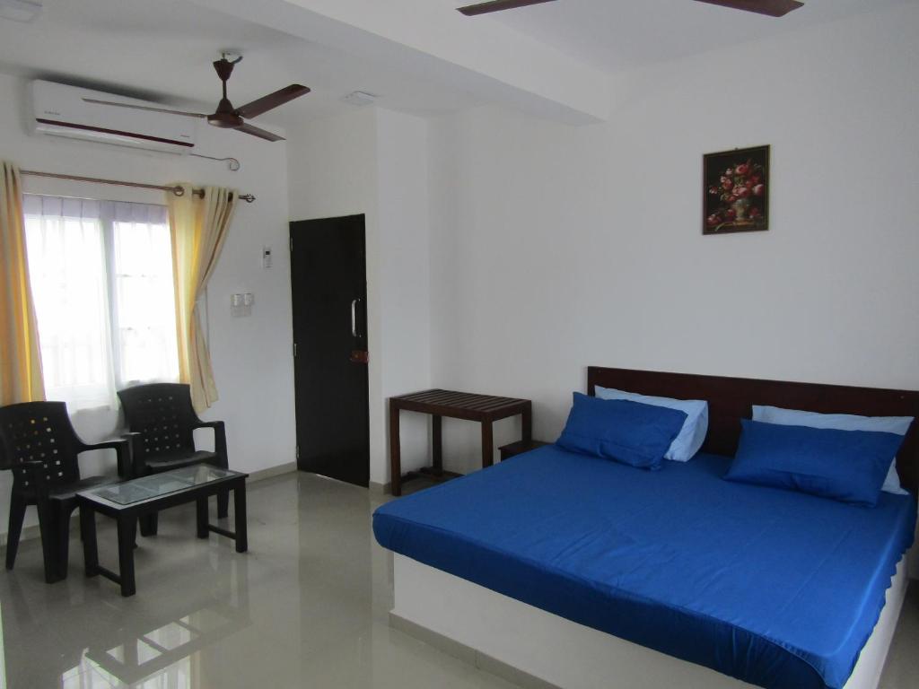 Queens Park Apartments - One-Bedroom Apartment