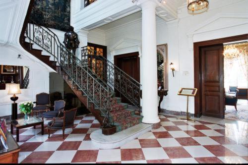 Fotografie z fotogalerie ubytování Château De La Motte Fenelon v destinaci Cambrai