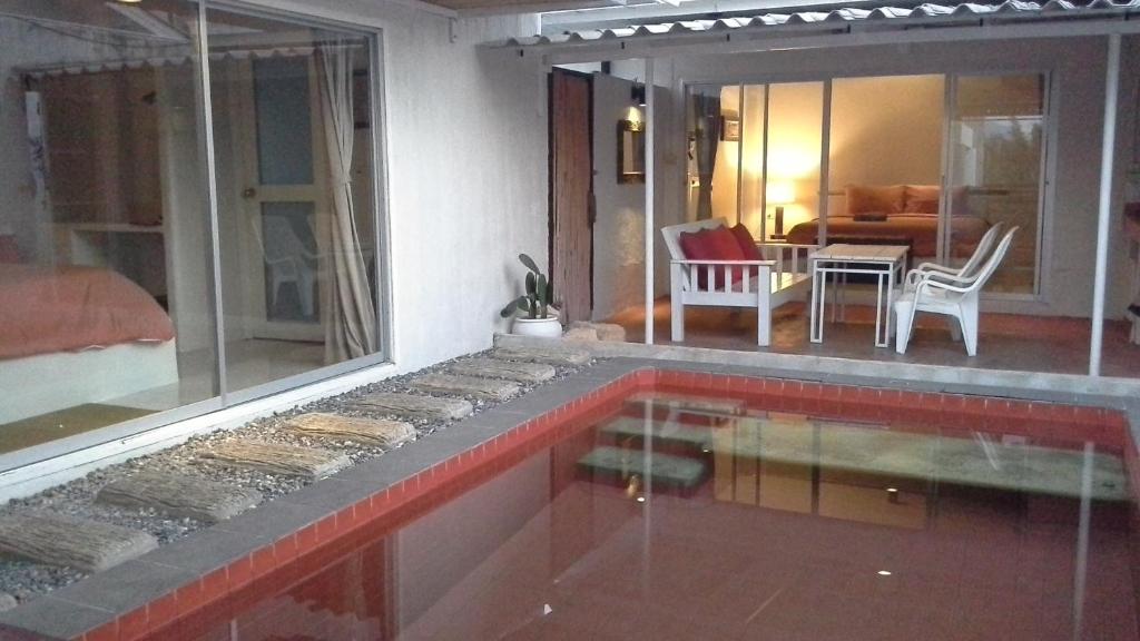 Chasorn Riverside Resort - Standard Quadruple Room With Private Pool