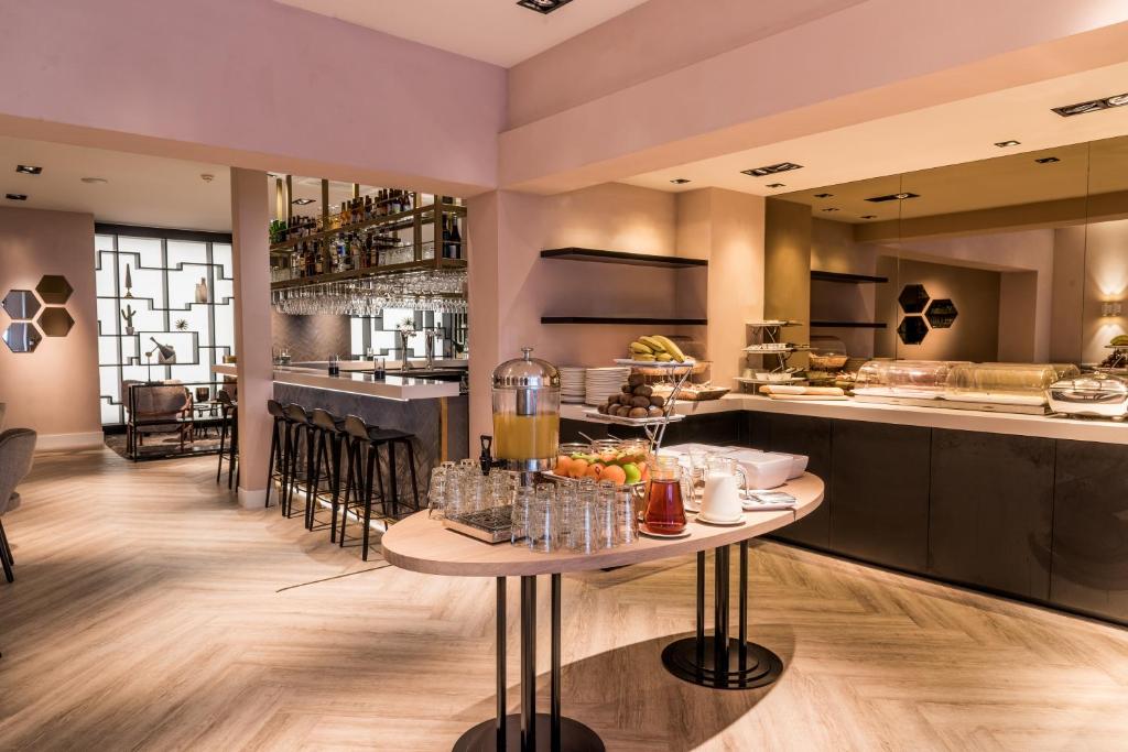 Sandton Eindhoven Centre - Resim 19