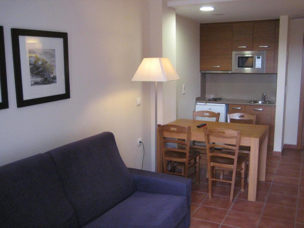 Aparthotel Puerto Mar - One-Bedroom Apartment (2 Adults + 1 Child)