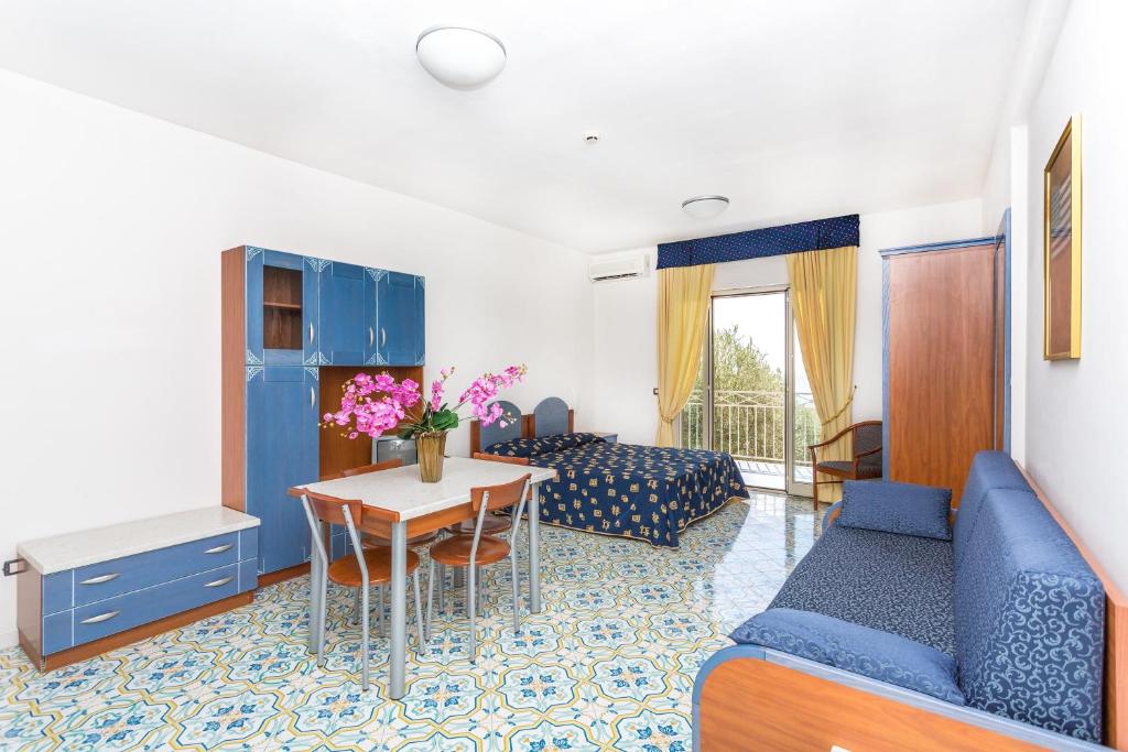 Club Residence La Castellana - Estudio