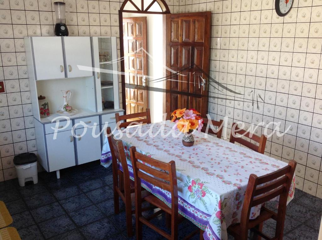 Pousada Mera - Three-Bedroom House