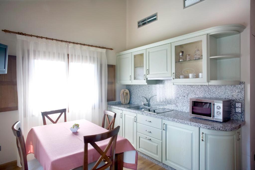 Apartamentos Rurales Antojanes - Two-Bedroom Apartment
