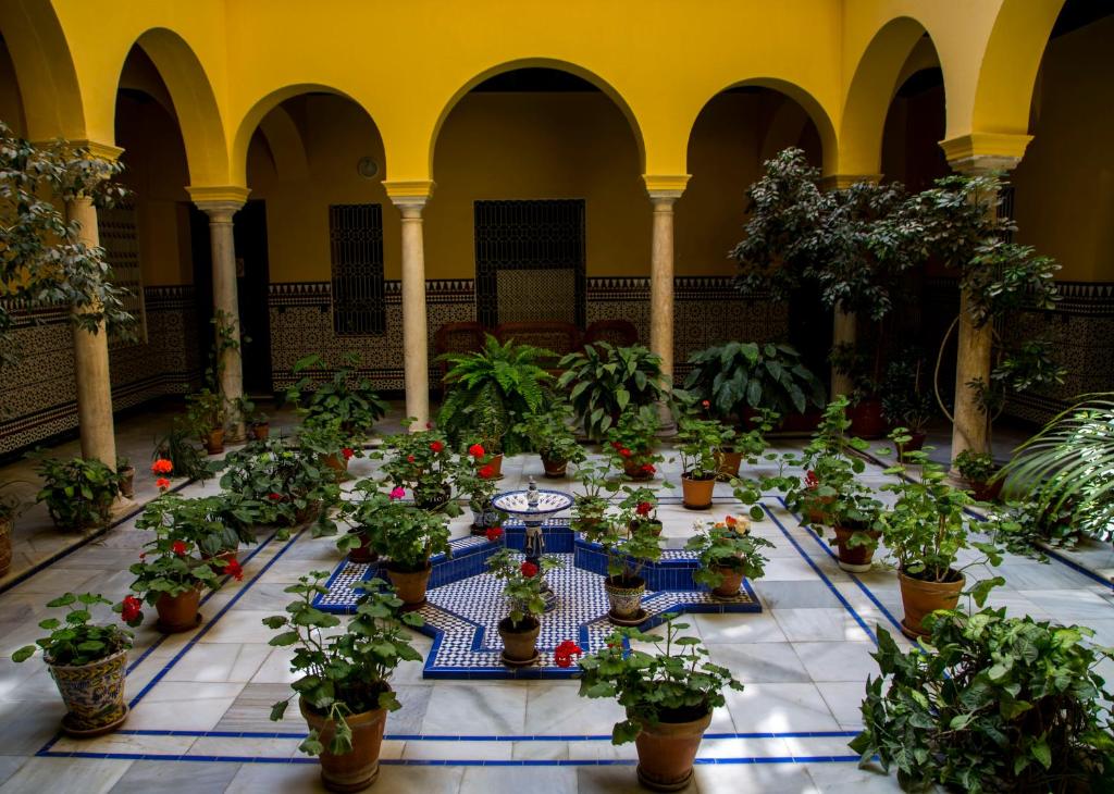 Alohamundi Conteros - Housity