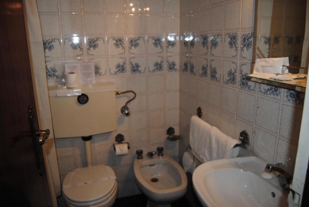 Hotel Peninsular- Porto - Resim 22