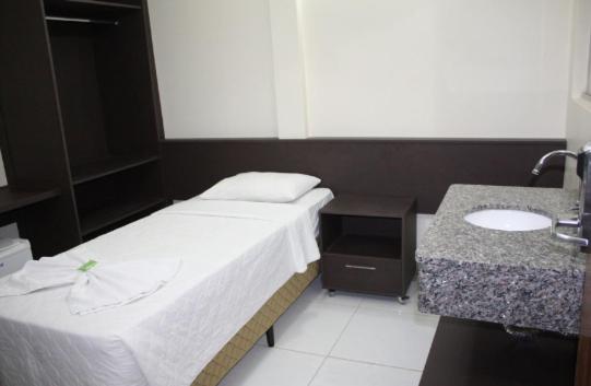  Hotel Express