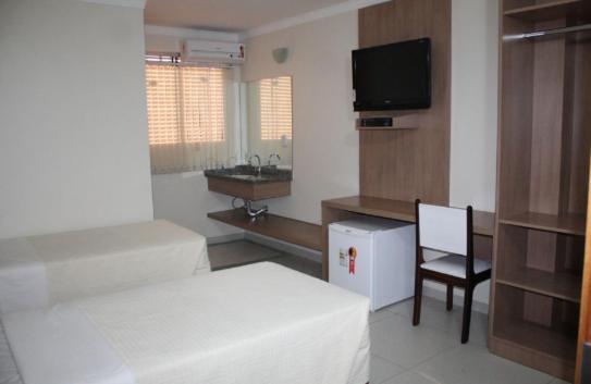  Hotel Express