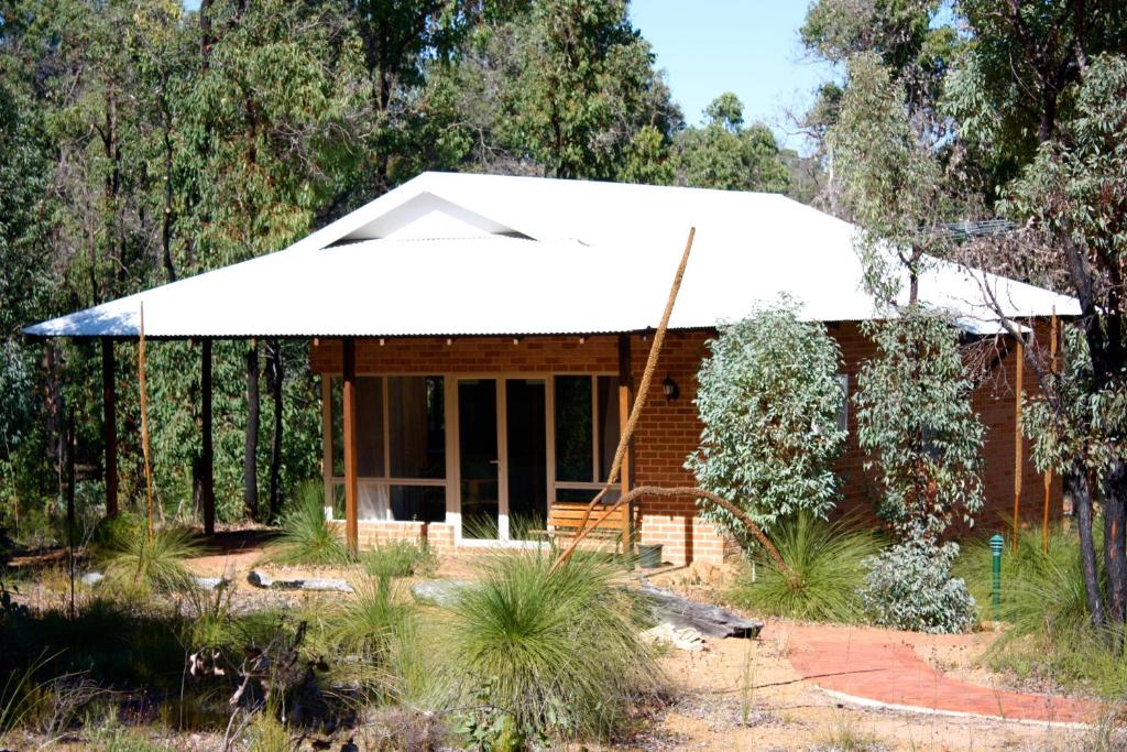 Chalets on Stoneville - Housity