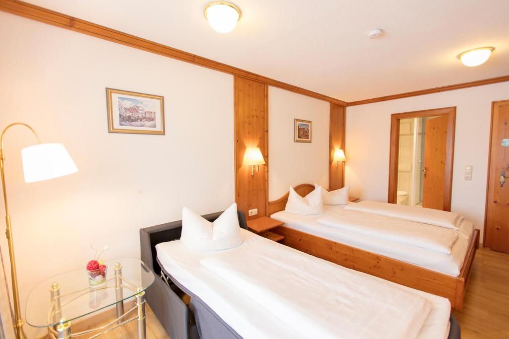 Akzenthaus Alpenrose Nesselwang - Chambre Double Avec Lit D'Appoint