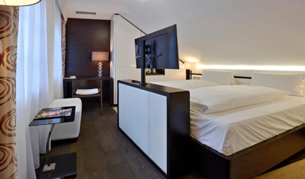 Hotel Grand - Resim 42