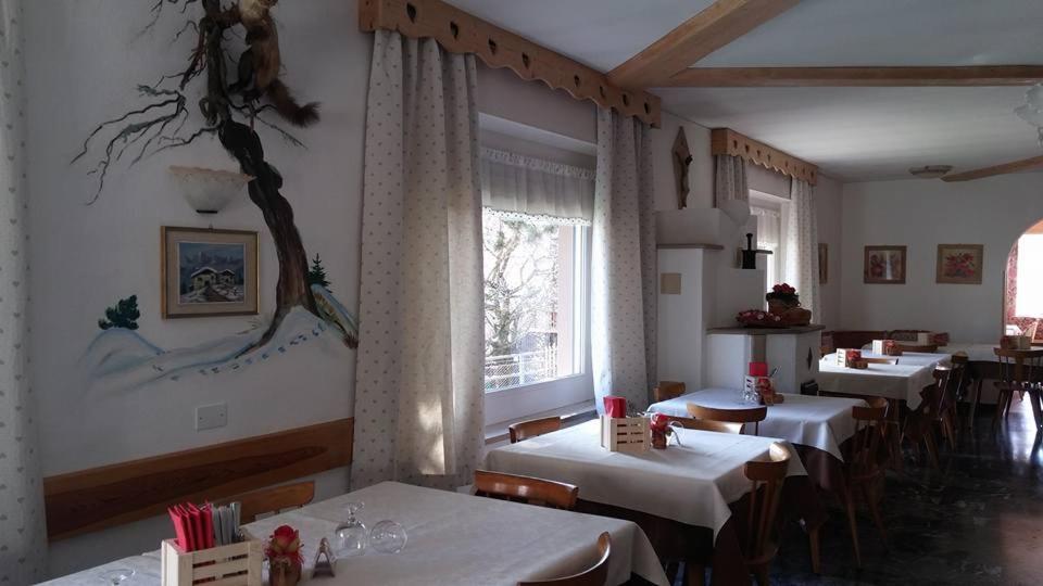 Fotografia z galérie ubytovania Albergo GARNI' AURORA v destinácii Tret