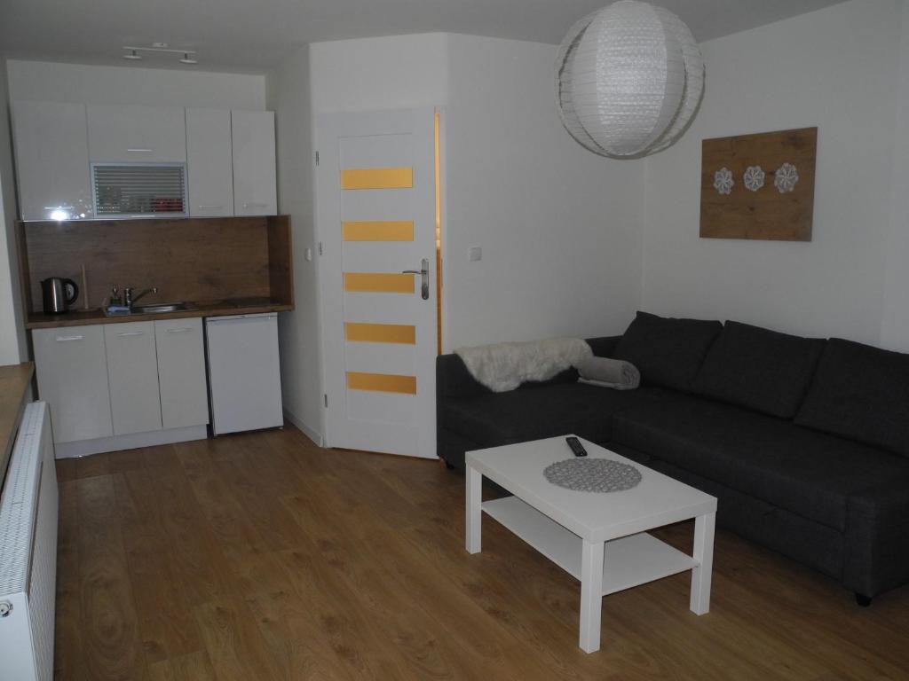 Apartamenty Skalite Szczyrk ul Woźna 14 - Apartment With Balcony