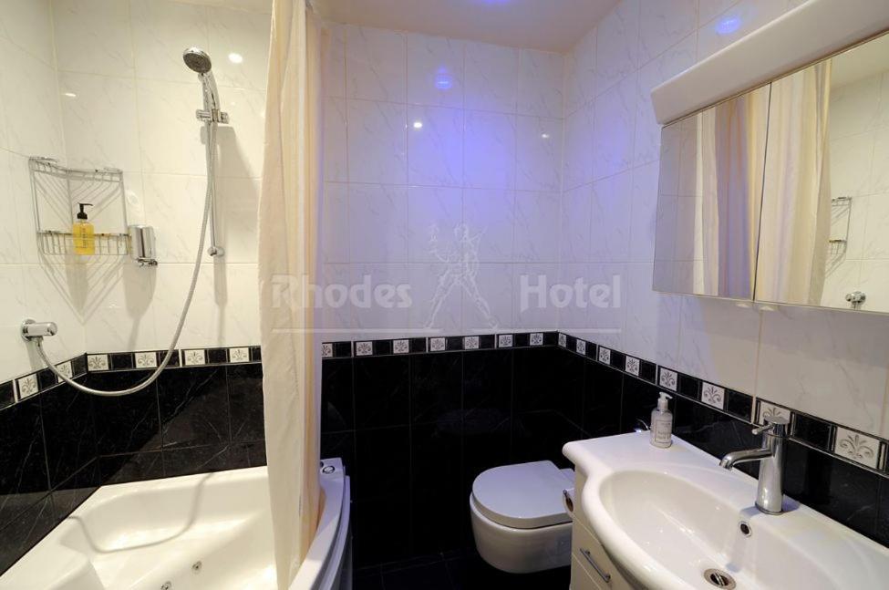 Rhodes Hotel - Resim 22