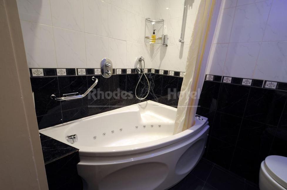 Rhodes Hotel - Resim 23