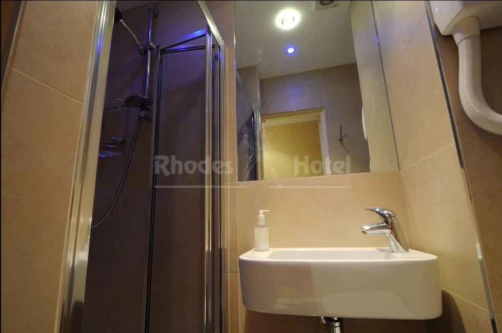 Rhodes Hotel - Resim 33