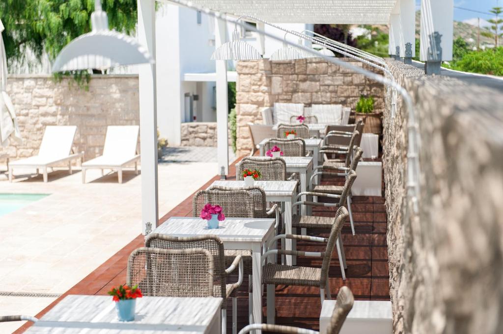 Patio nebo venkovní prostory v ubytování Skyros Ammos Hotel