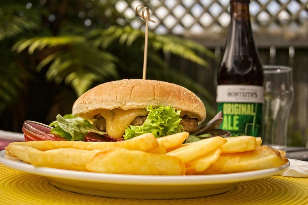 Railway Hotel/Motel Hokitika - Resim 11