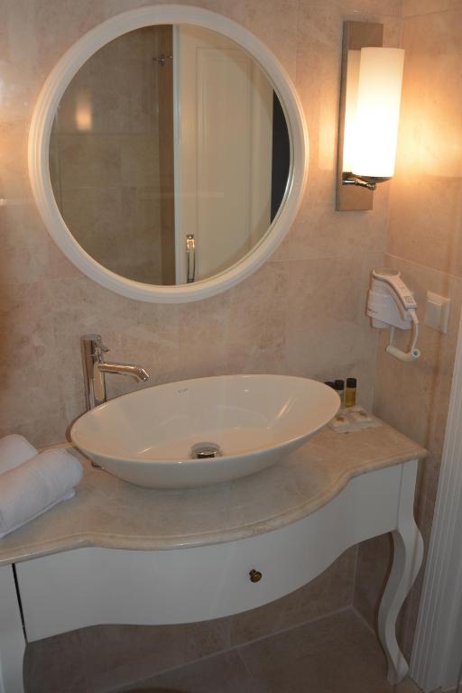 Koupelna v ubytování Hotel Arpezos