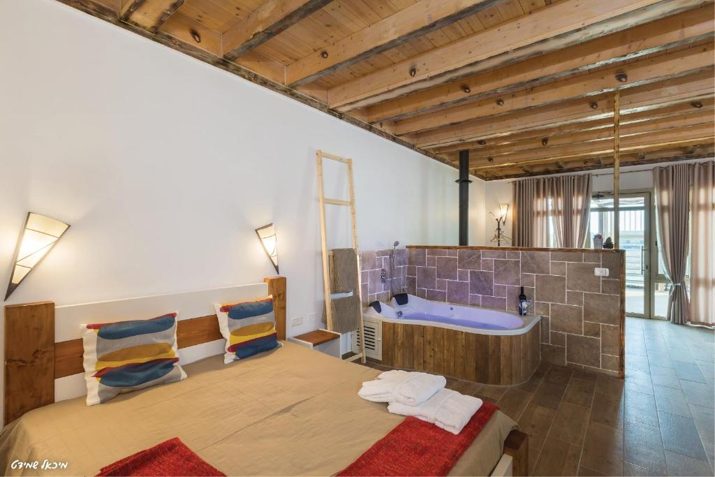 Lakeside Terrace - Double Room With Spa Bath