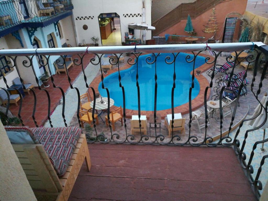 Bazén v ubytování Monica Hotel nebo v jeho okolí