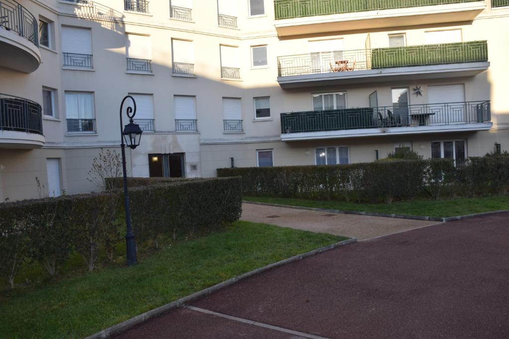 Appartement avec rez de jardin à Disneyland - 19