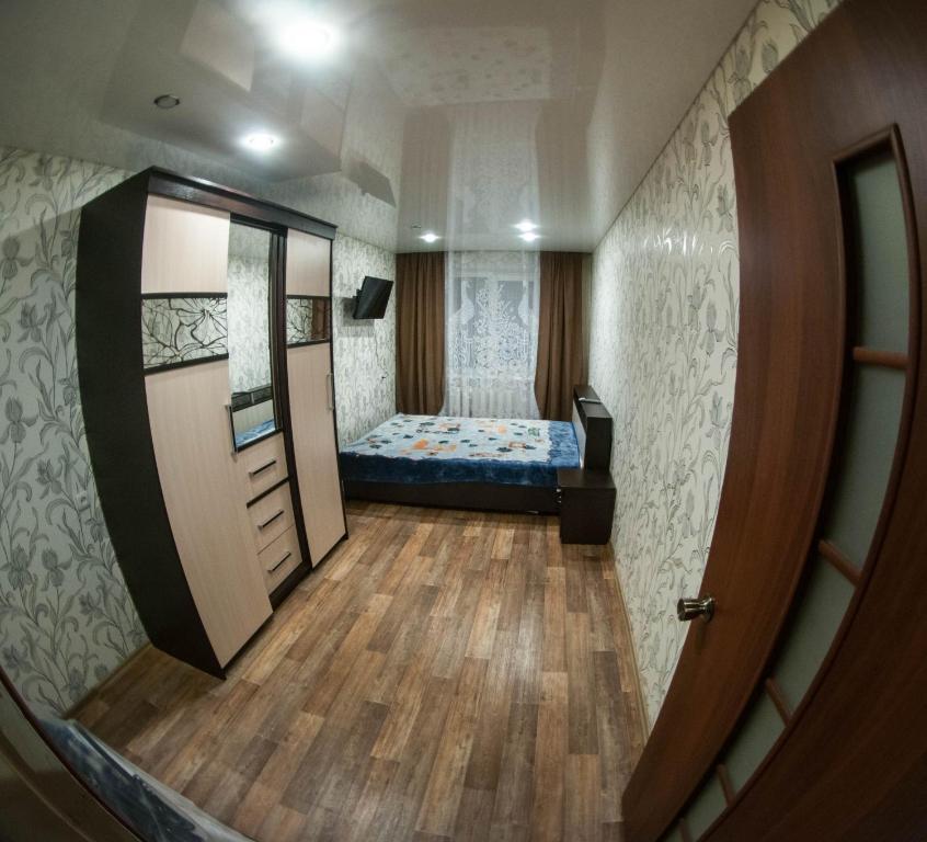 Хибиногорская 21 кировск мурманская. Териберка улица школьная. Библиотека заполярный улица бабикова. , 18. Квартира апатиты.