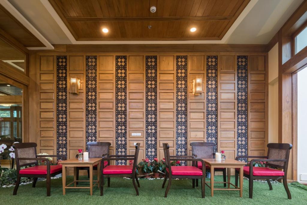 Peak Nimman Prestige Hotel - Resim 38