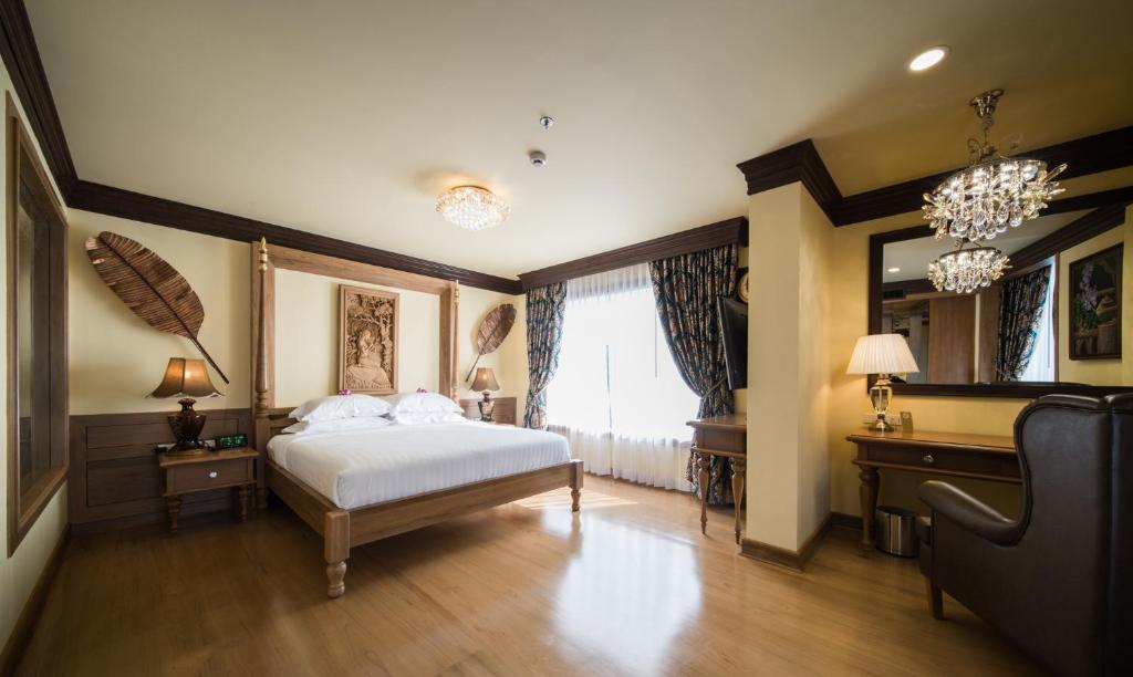 
Grand Deluxe Room - Nimman
