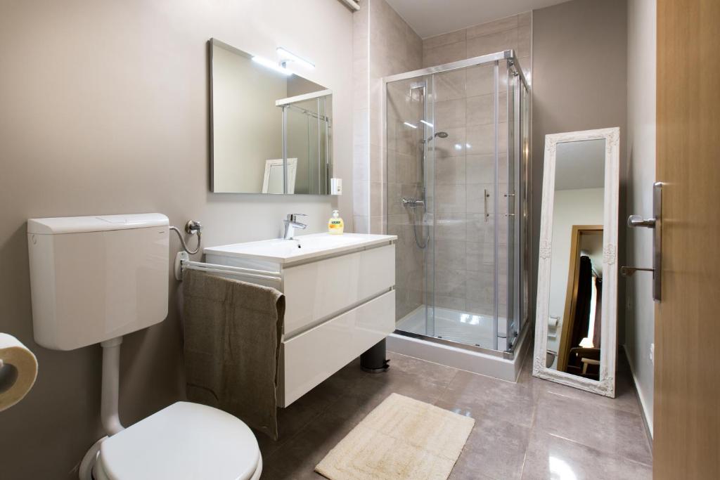 New rooms & apartments in Ljubljana - Apartamento - Planta Baja