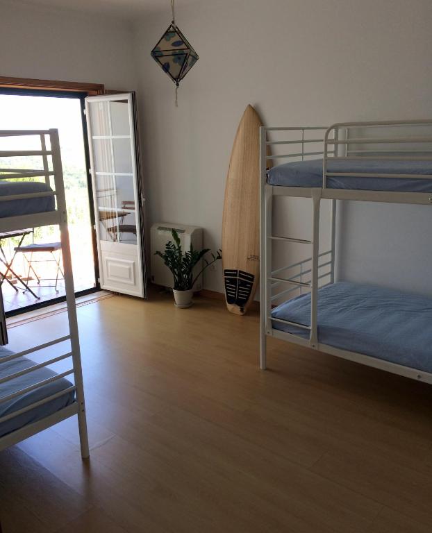 Beach Coworksurf - Villa dos Irmãos - Lit Dans Une Chambre Dortoir Mixte De 4 Lits