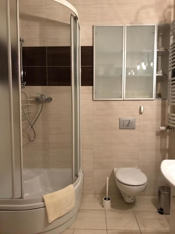 Renovated apartment in Opole - Apartamento De Dos Dormitorios