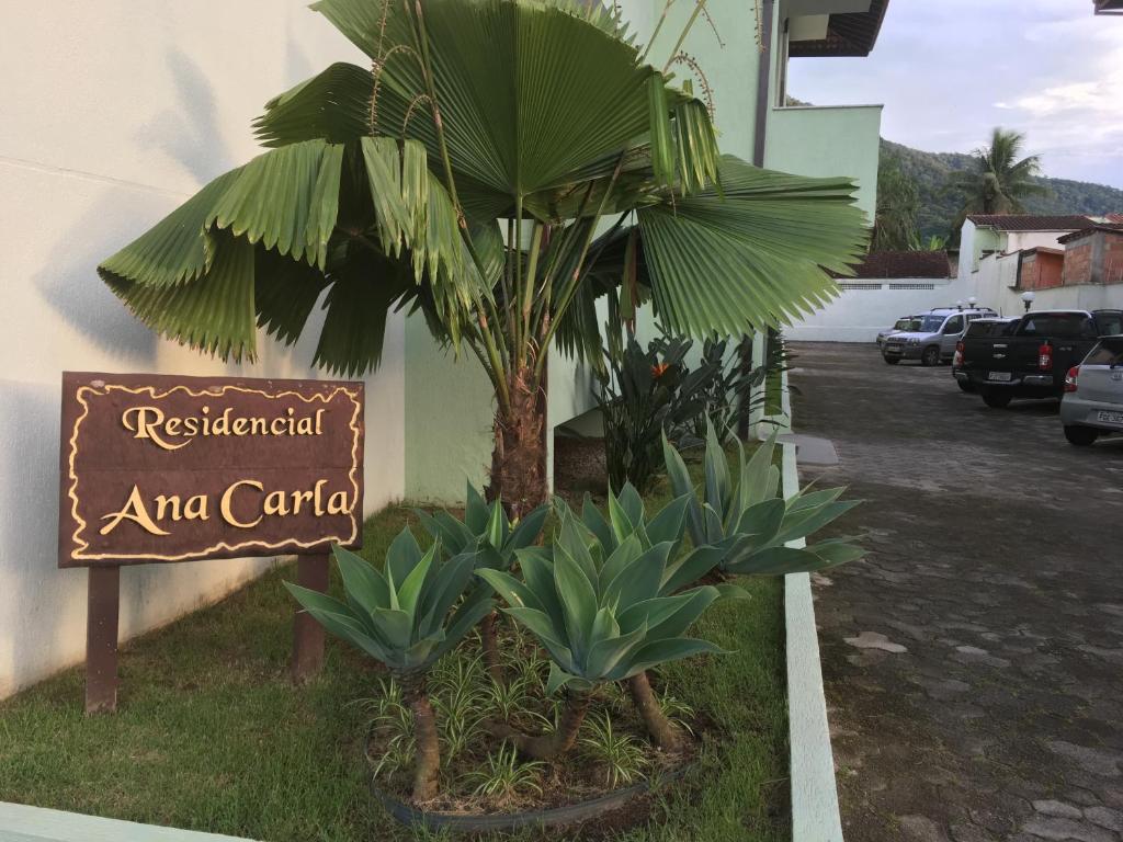  Ap 2 dorms no Centro de Ubatuba