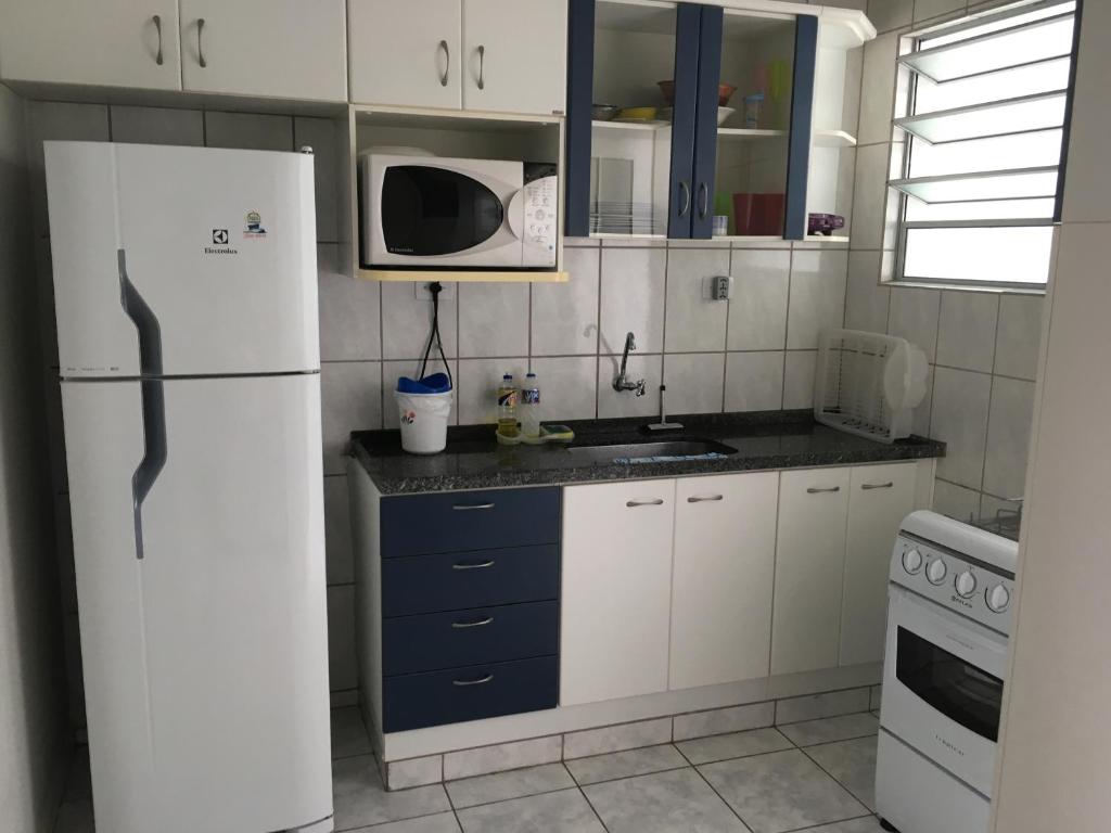  Ap 2 dorms no Centro de Ubatuba