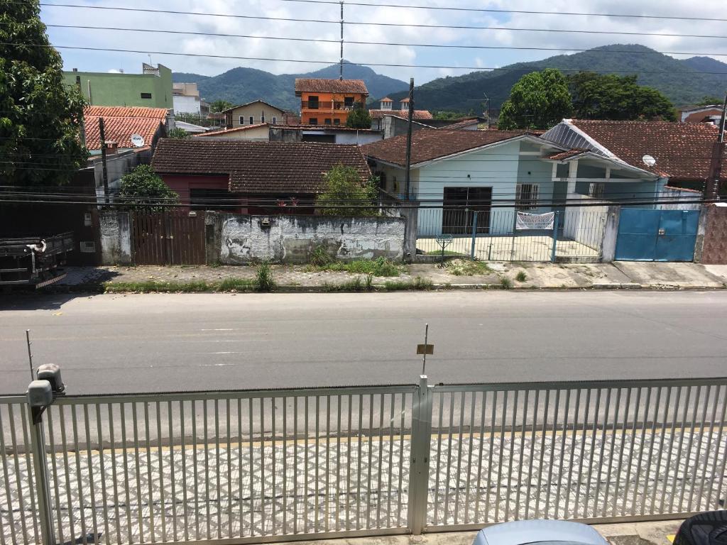  Ap 2 dorms no Centro de Ubatuba